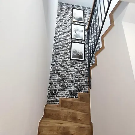 Pod Lipami Apartamento