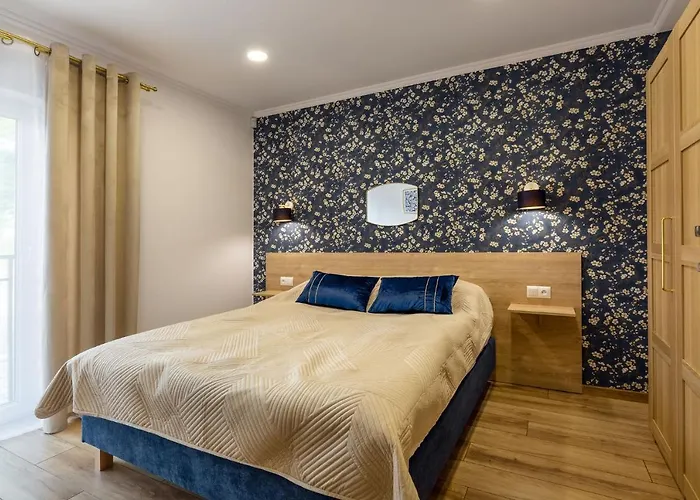 Lägenhet Pod Lipami