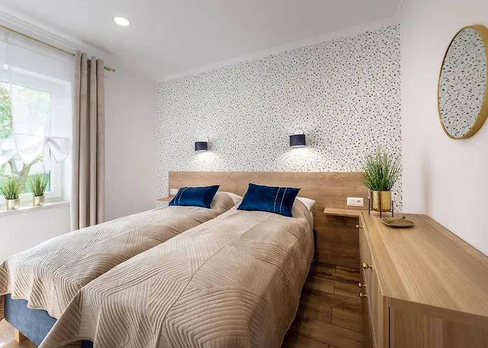 Pod Lipami Apartment