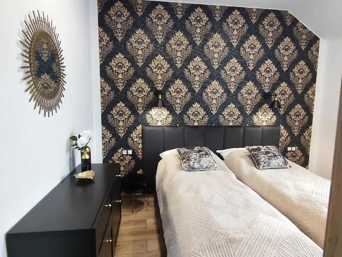 Pod Lipami Lägenhet